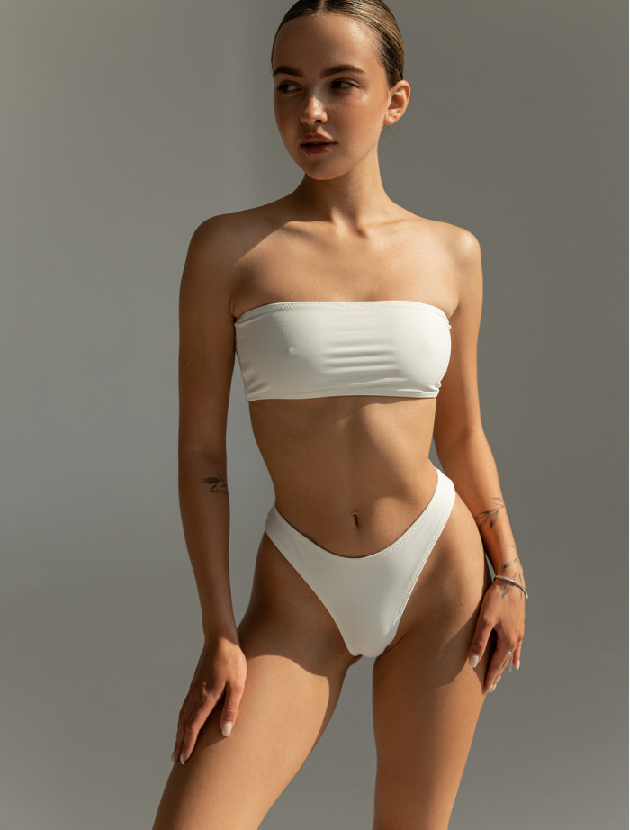 Costum de baie Staff iv wihte