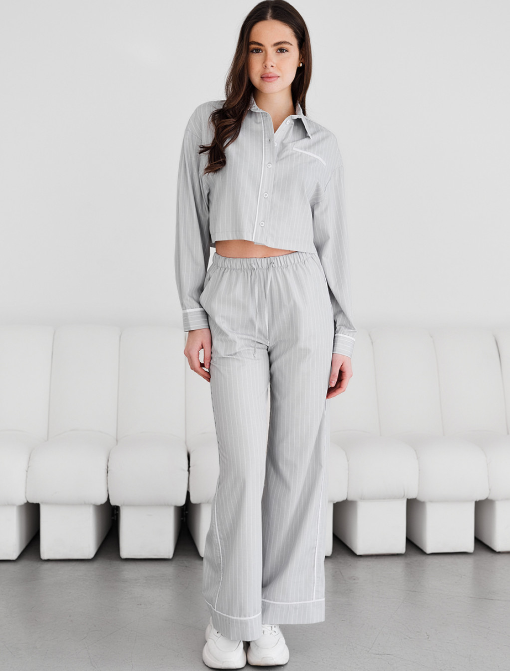Costum de damă Staff niex light gray