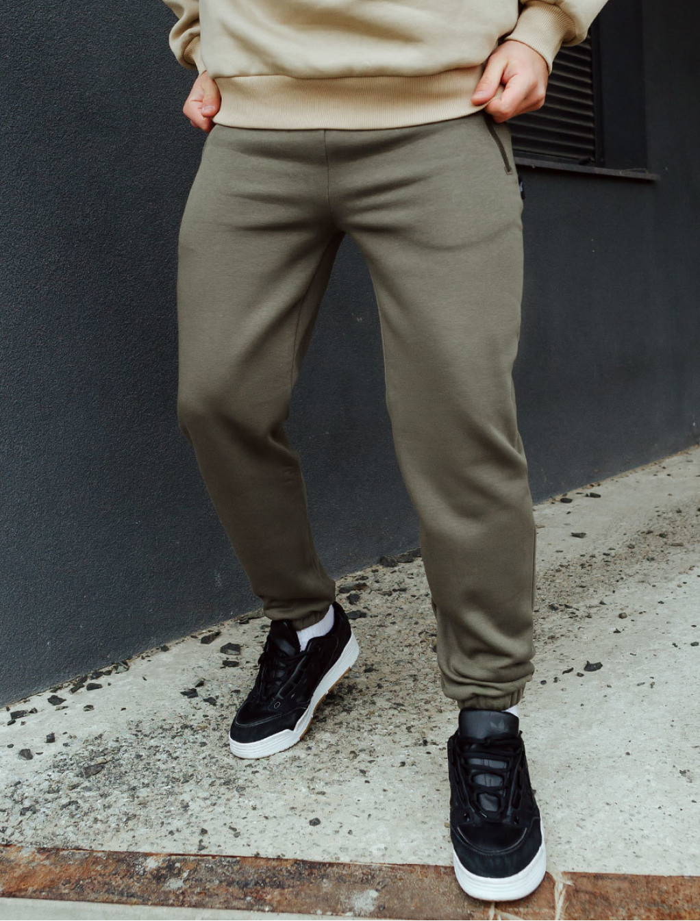 Pantaloni de trening Staff khaki fleece