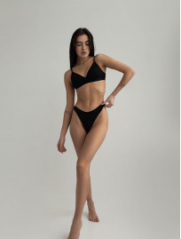 Жіночий топ Staff att black