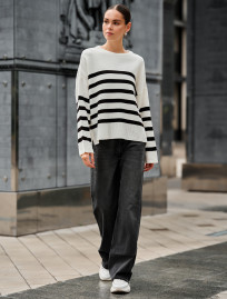 Pulover tricotat de damă Staff el milk & black oversize