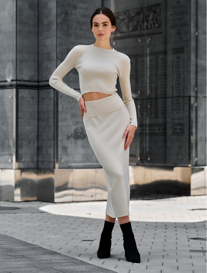 Costum tricotat de damă Staff beige