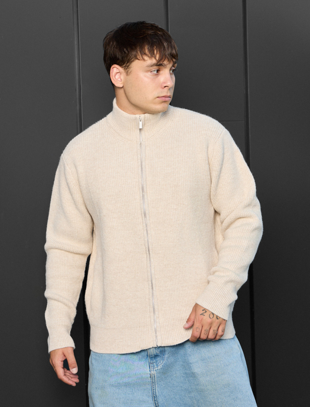 Pulover tricotat Staff 99 milk oversize