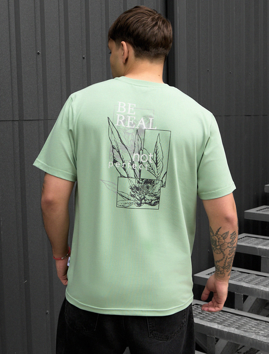 Tricou Staff be real