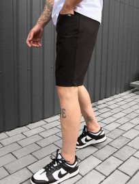 Pantaloni chinos scurți Staff je black