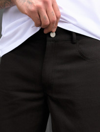 Pantaloni chinos scurți Staff je black