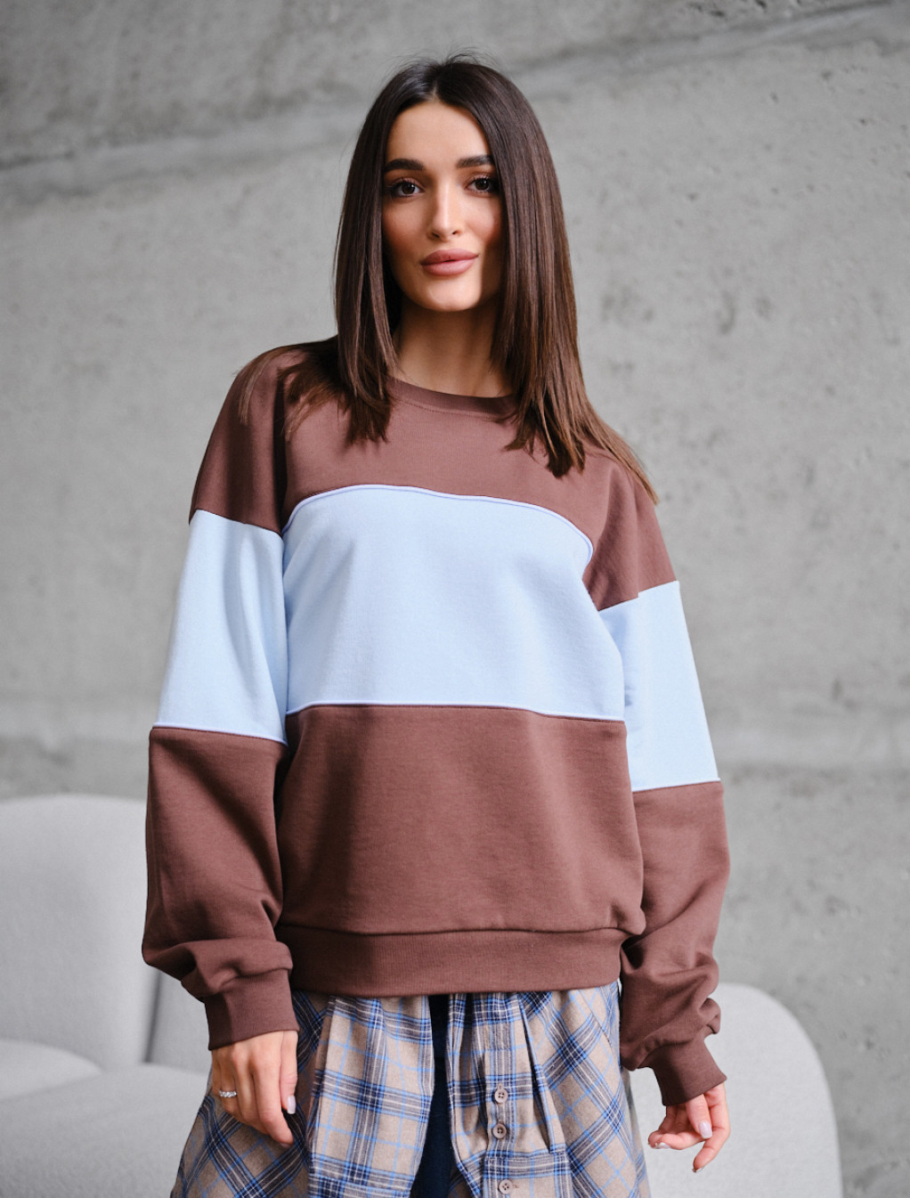 Bluză de trening de damă Staff of brown & light blue oversize