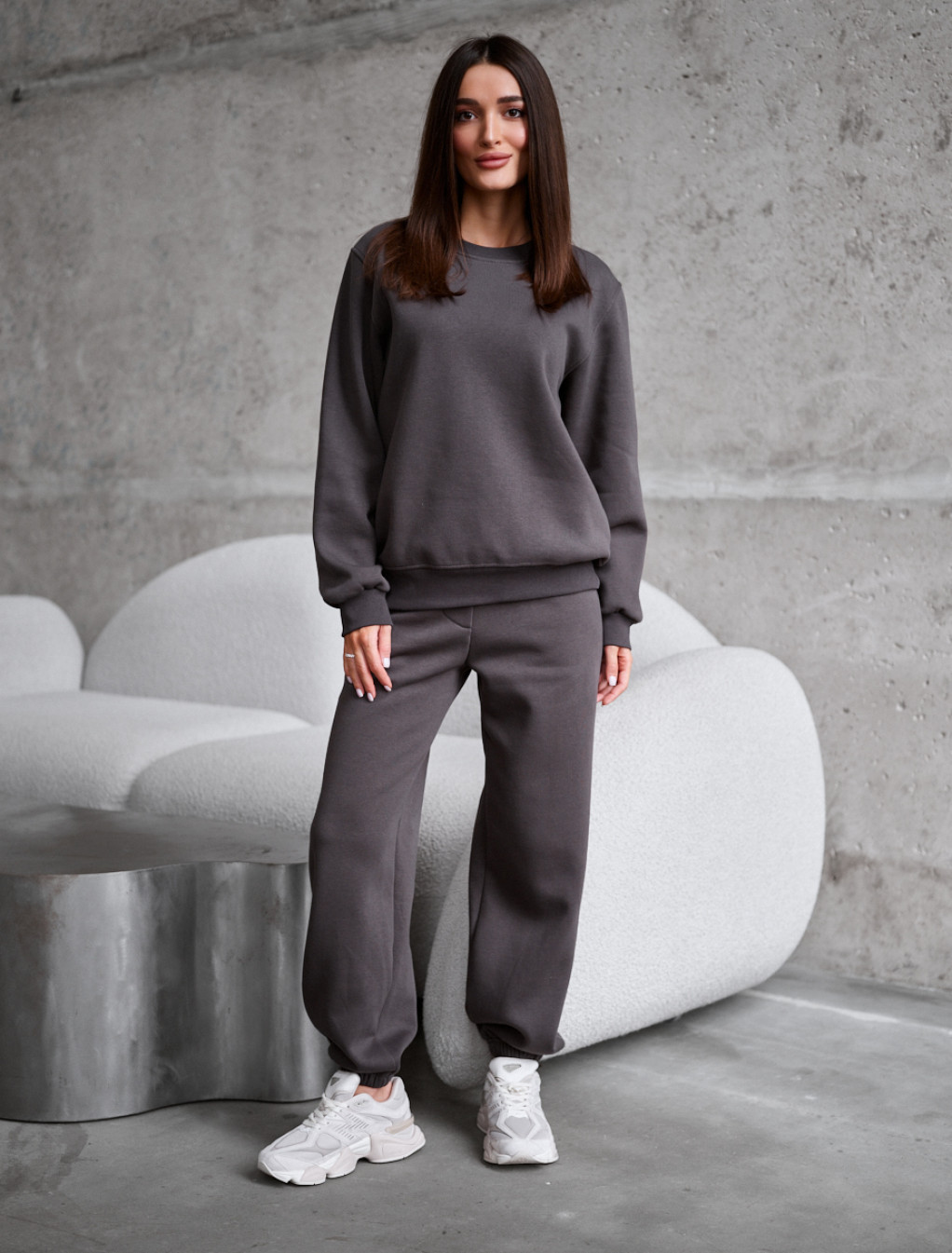 Costum de trening de damă Staff volu dark gray oversize fleece