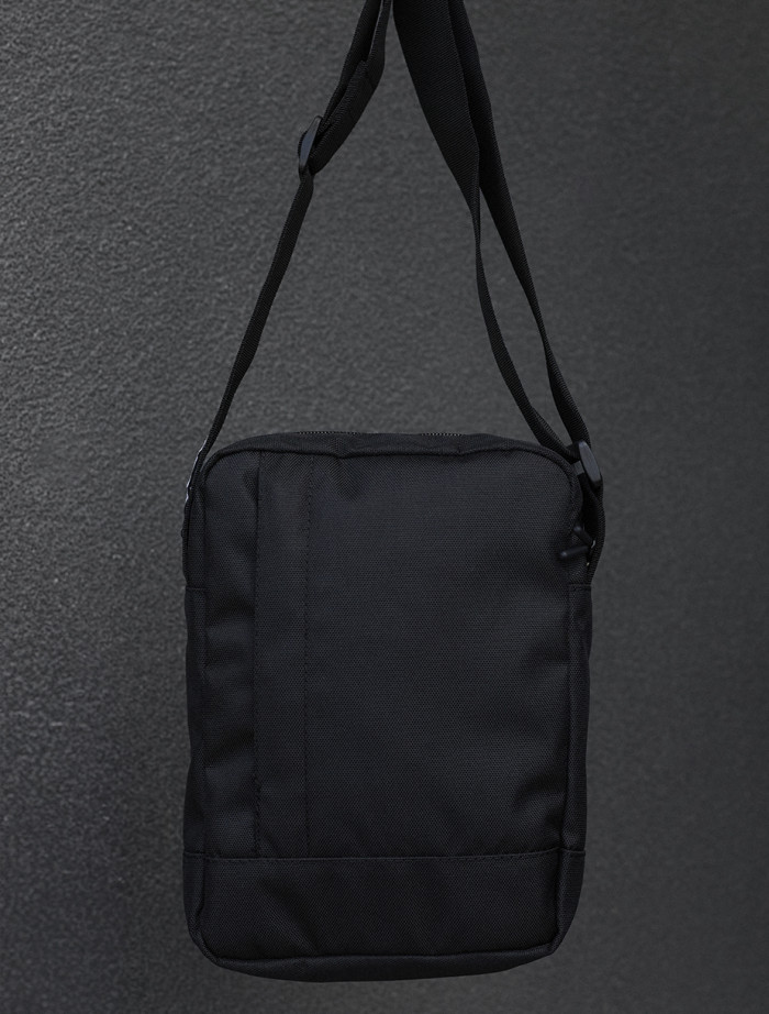 Geantă de umăr Staff black