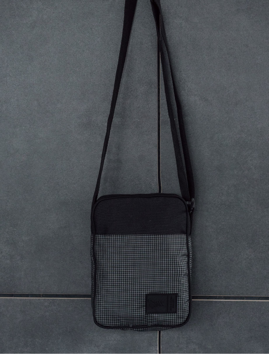 Geantă de umăr Staff black & gray