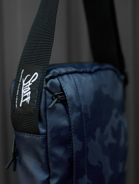 Geantă de umăr Staff navy camo