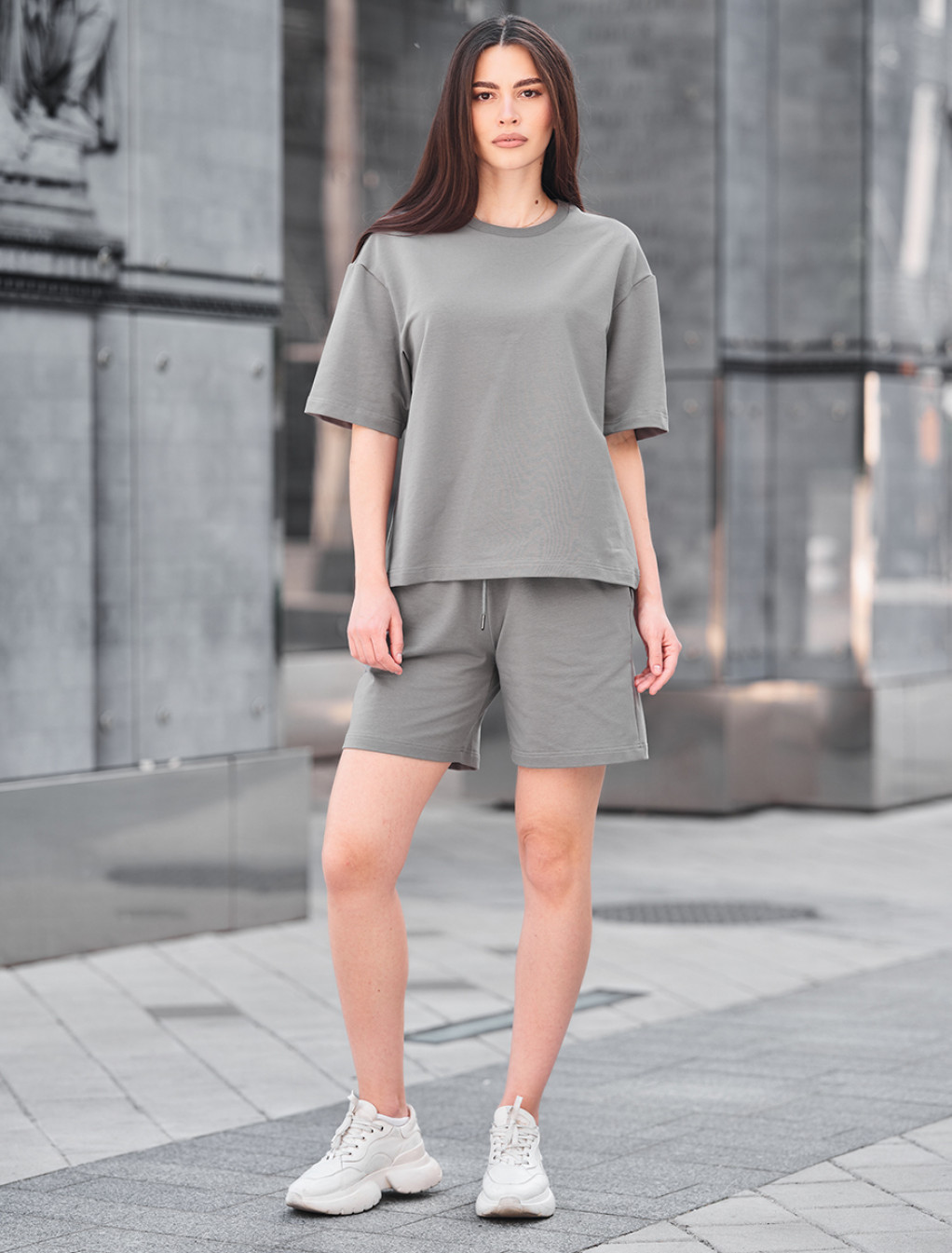 Set de vară de damă tricou + pantaloni scurți Staff de gray2