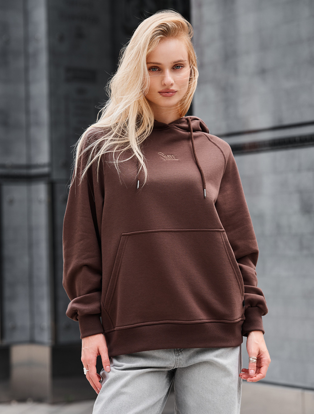 Hanorac de damă Staff amo brown logo oversize