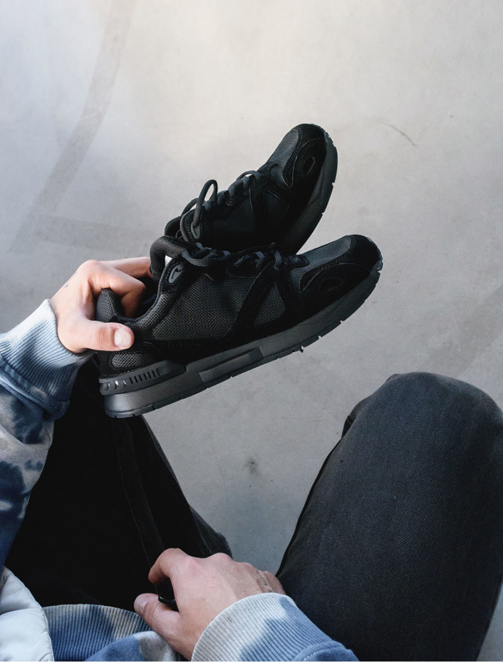 Adidași Staff all black