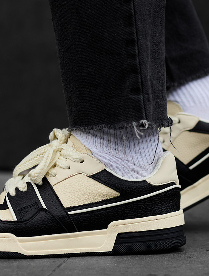 Adidași Staff beige & black