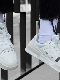 Adidași Staff White