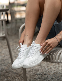 Adidași de damă Staff white