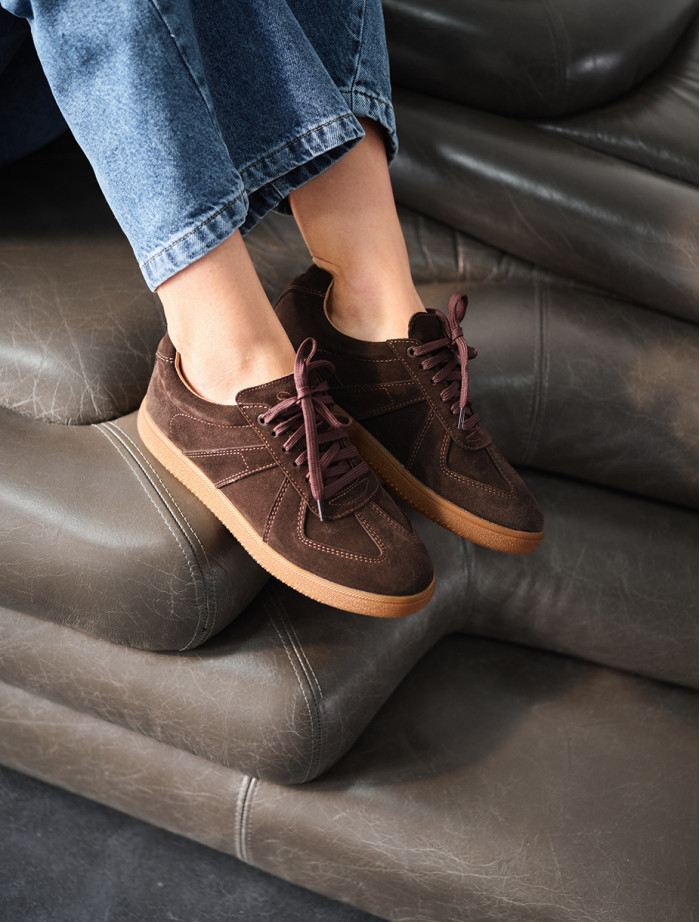 Adidași de damă Staff brown