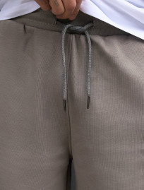 Pantaloni scurți tricotați Staff nes gray
