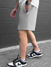 Pantaloni scurți tricotați Staff an light gray