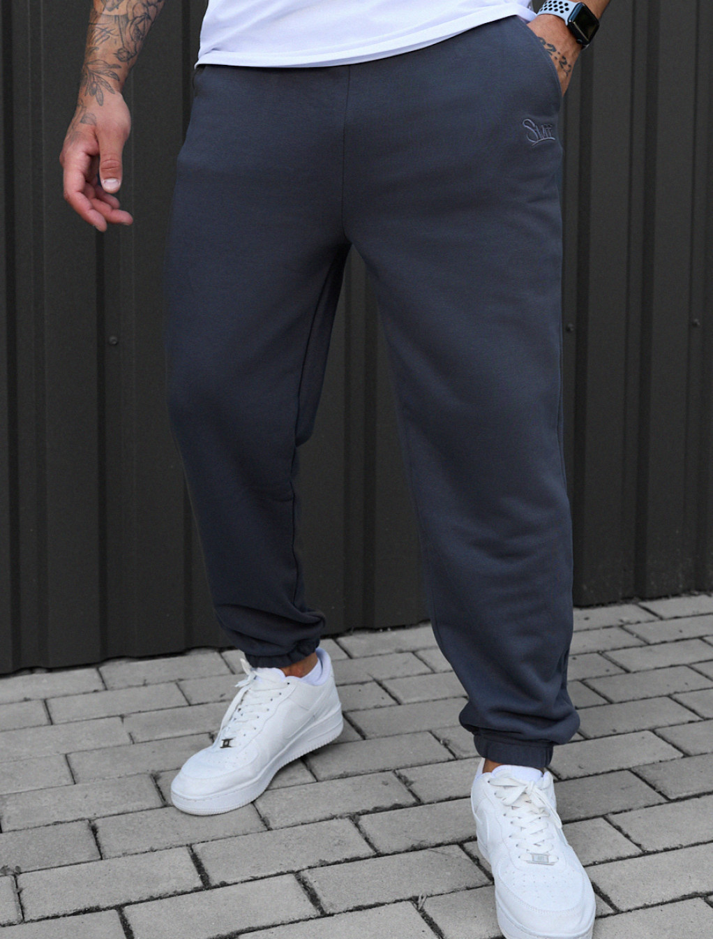 Joggeri Staff fa dark gray logo