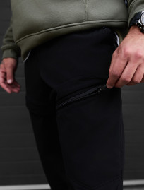 Pantaloni izolați Staff cu black fleece