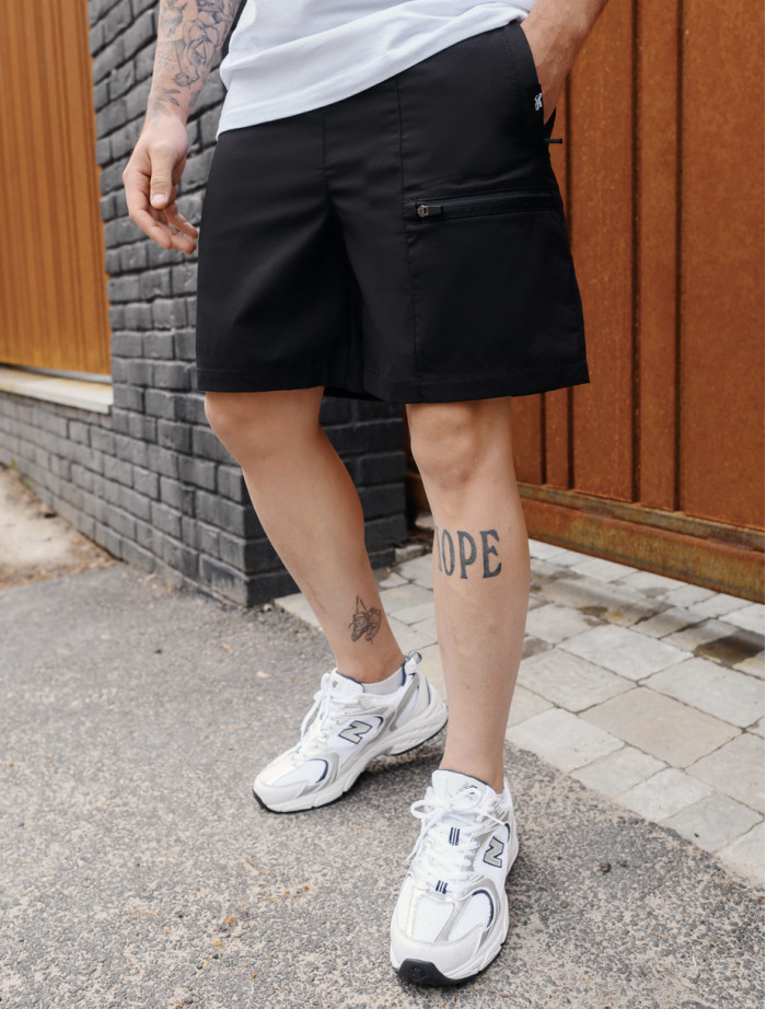 Pantaloni scurți Staff on black