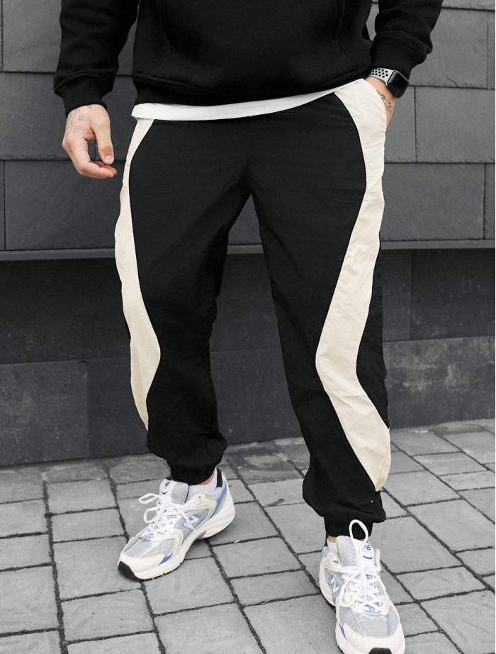 Joggeri Staff ol black & white