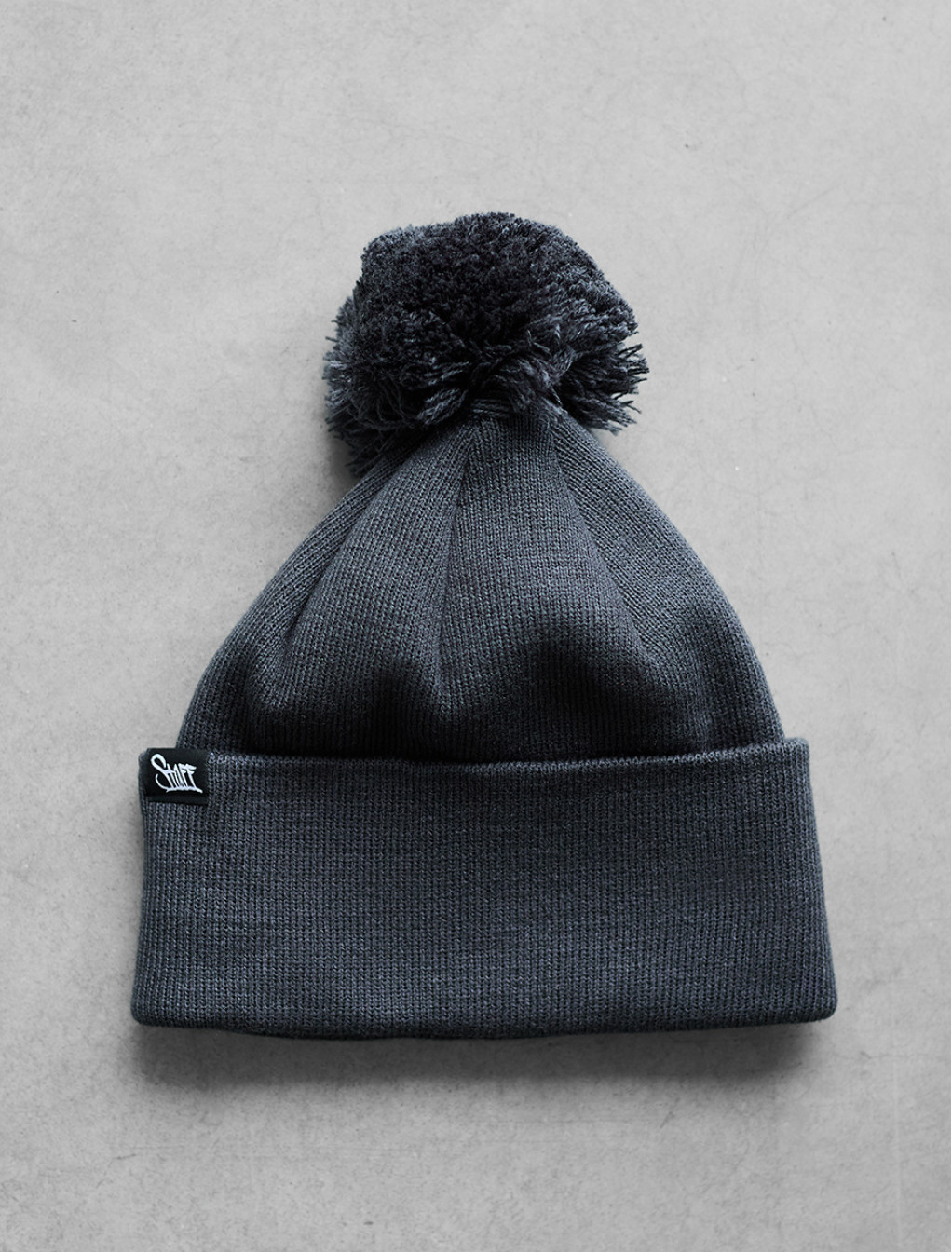 Șapcă Staff dark gray pompon