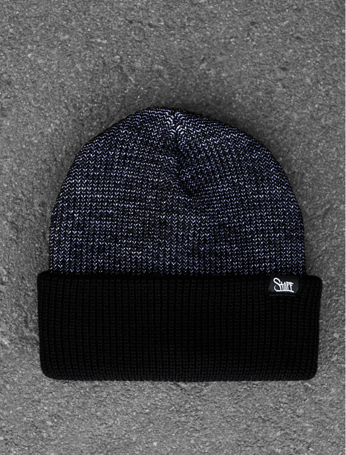 Câciulă Staff 17 black & white