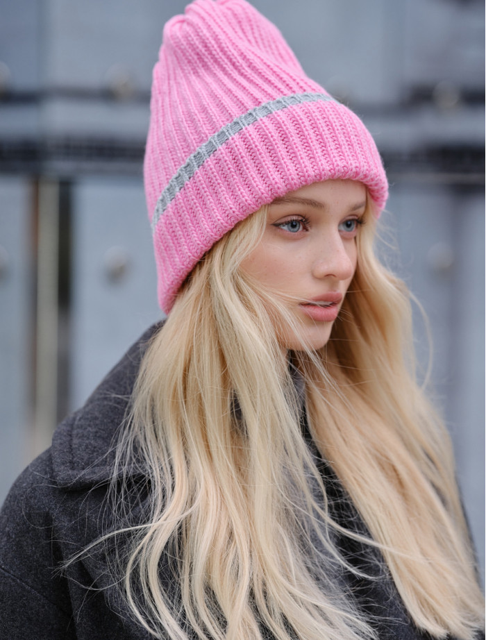 Căciulă de damă Staff 2 pink line