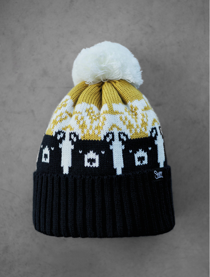 Căciulă Staff mix patter pompon