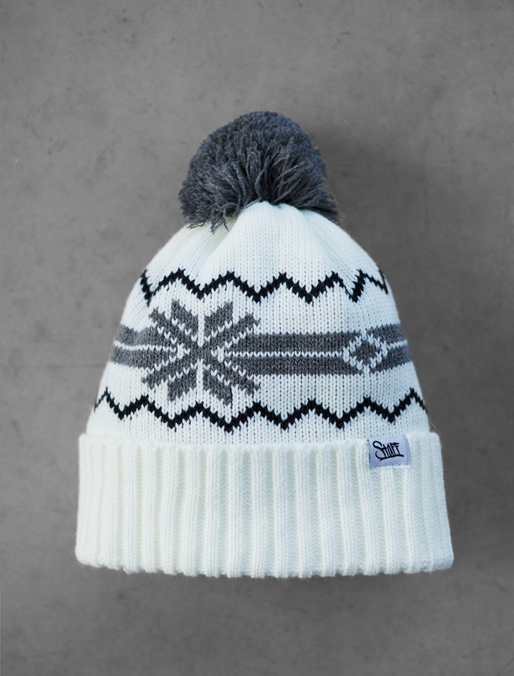 Căciulă Staff white & gray pattern