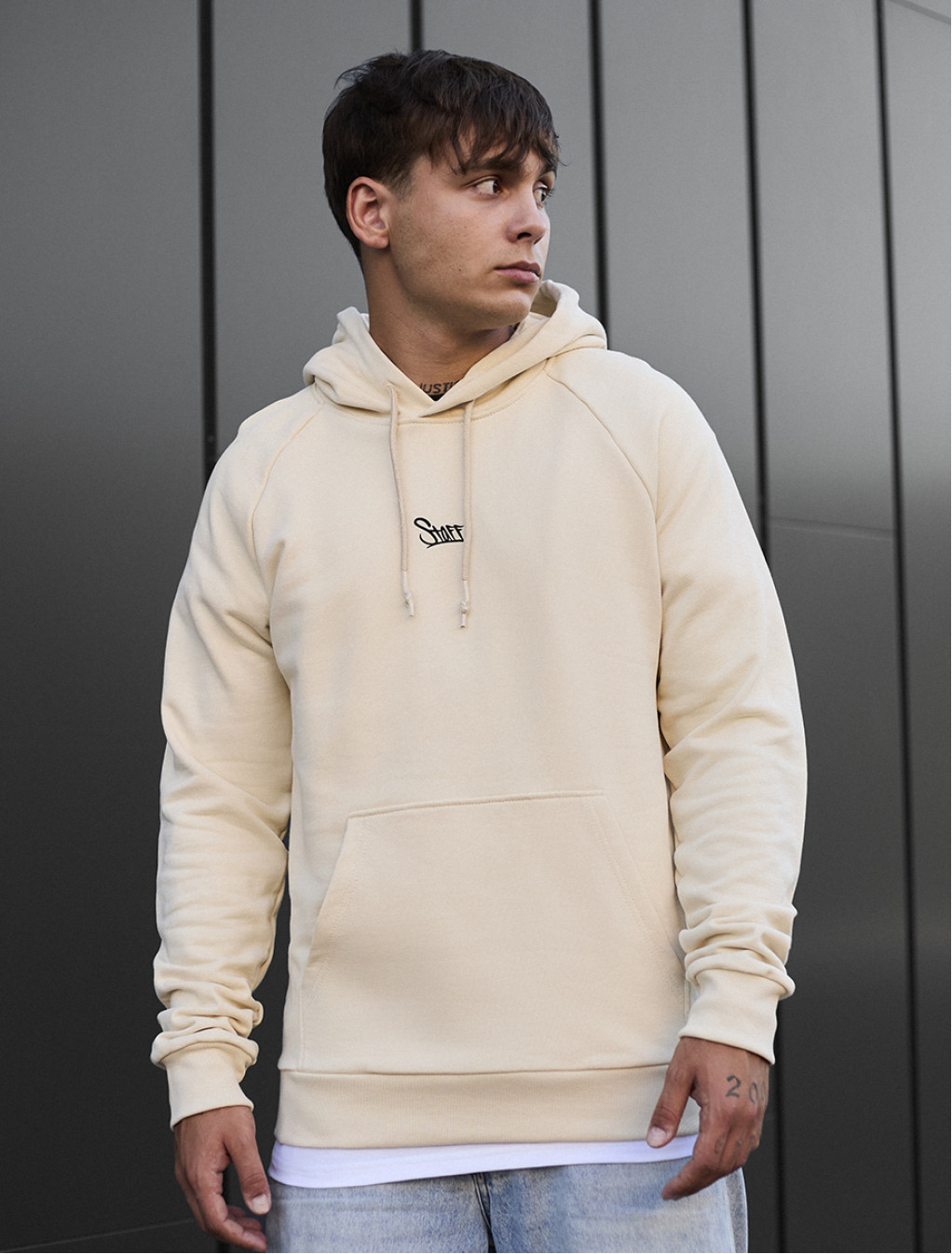Hanorac Staff milk logo reglan