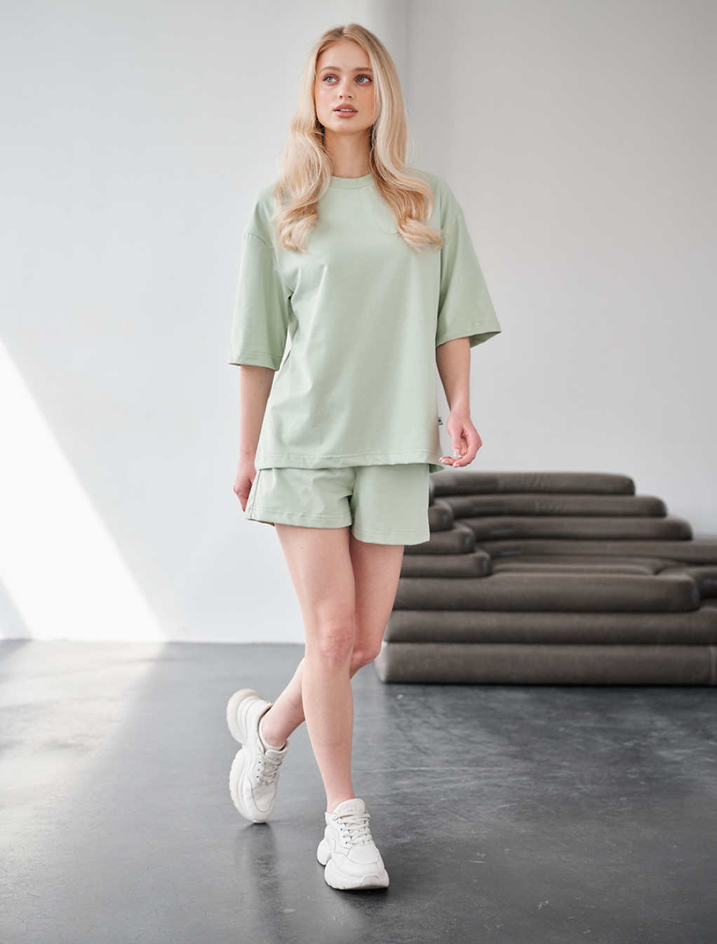 Set de vară de damă tricou + pantaloni scurți Staff me mint oversize