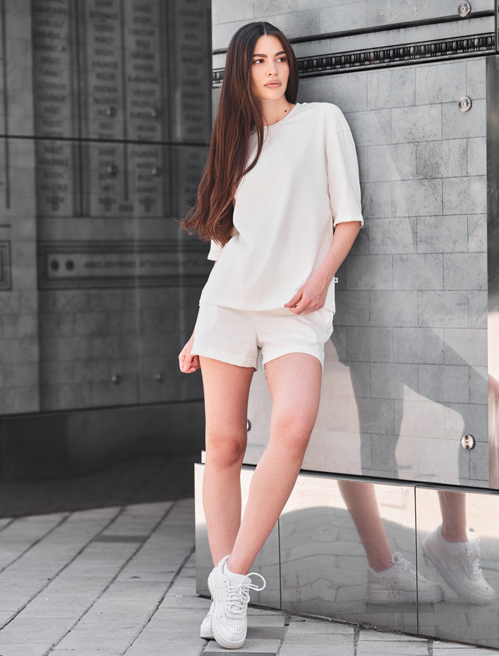 Set de vară de damă tricou + pantaloni scurți Staff me white oversize