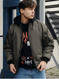 Bomber Staff ye khaki