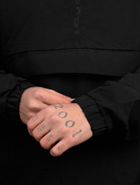 Anorak Staff po black