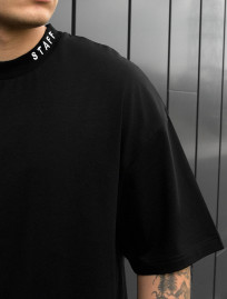 Tricou Staff logo neck oversize