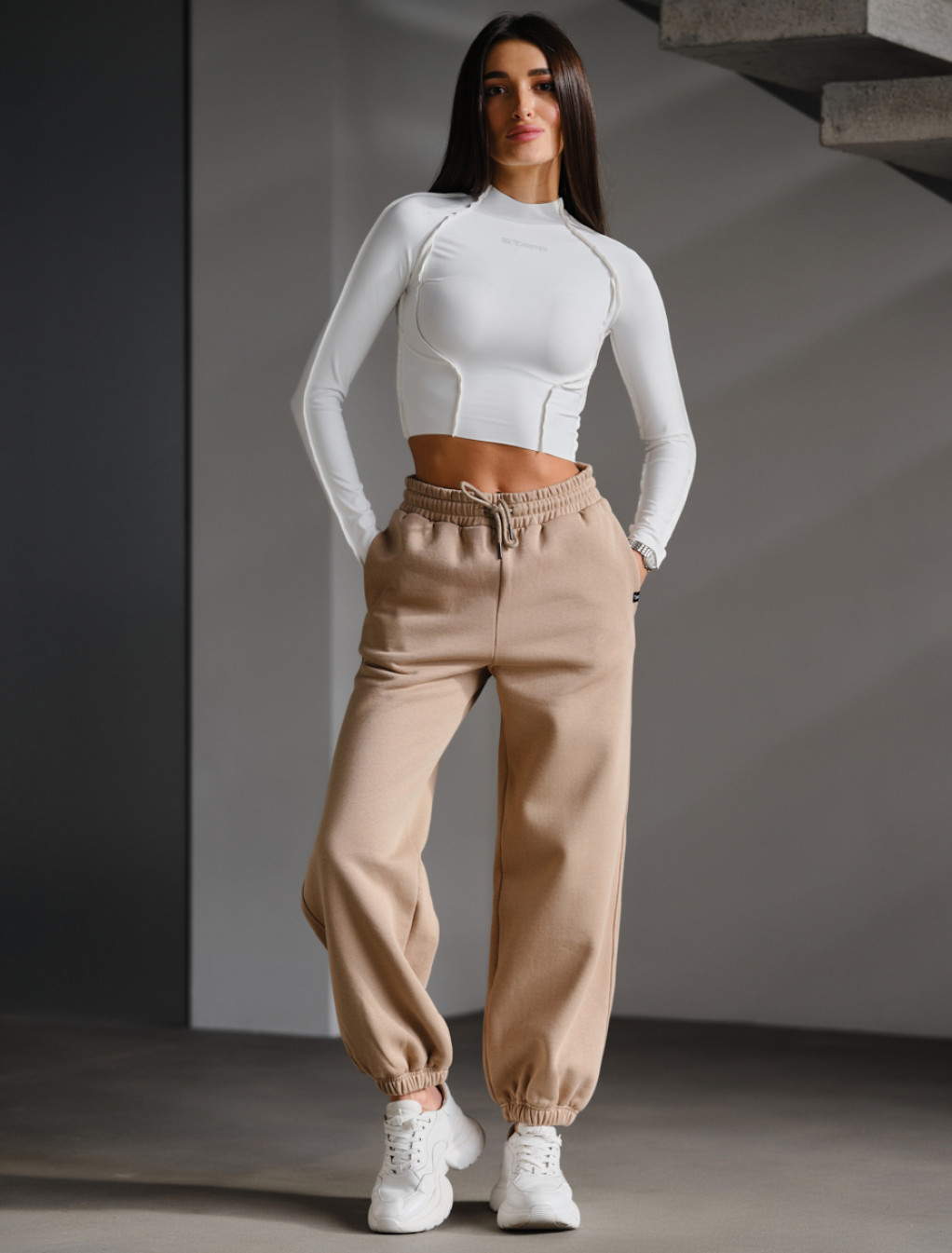 Pantaloni de trening de damă Staff fox beige fleece