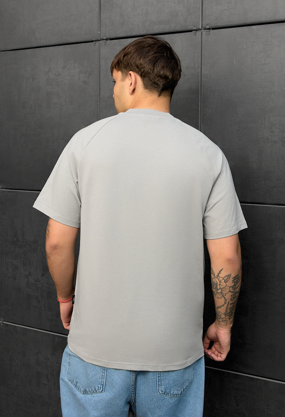 Tricou Staff gray logo
