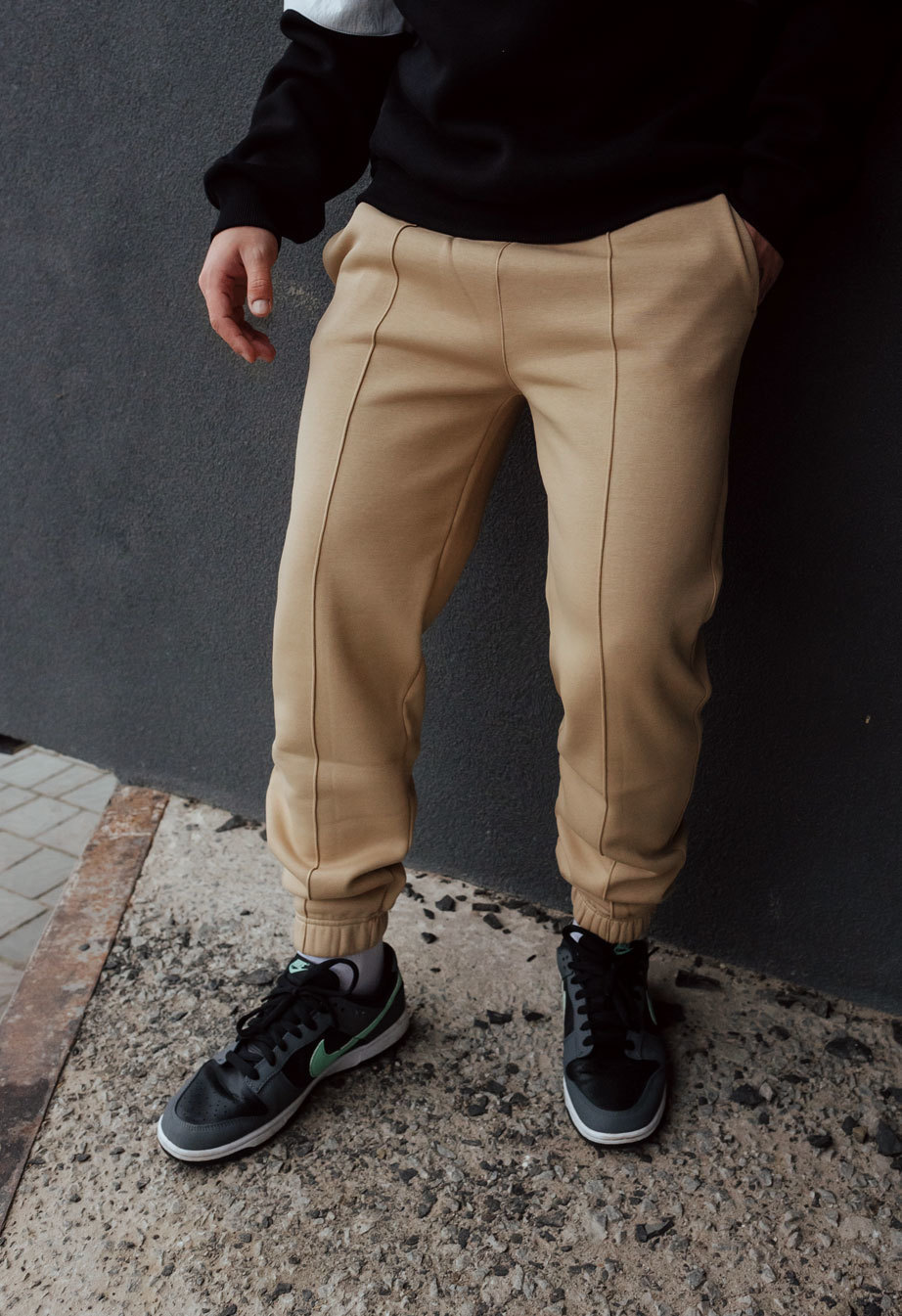 Pantaloni de trening Staff pa beige fleece