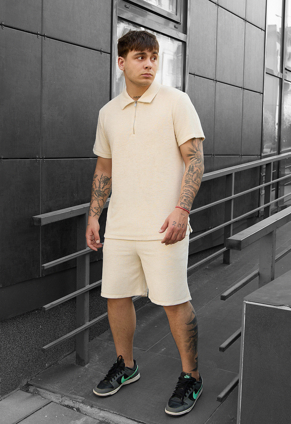 Set de vară tricou + pantaloni scurți Staff ch milk