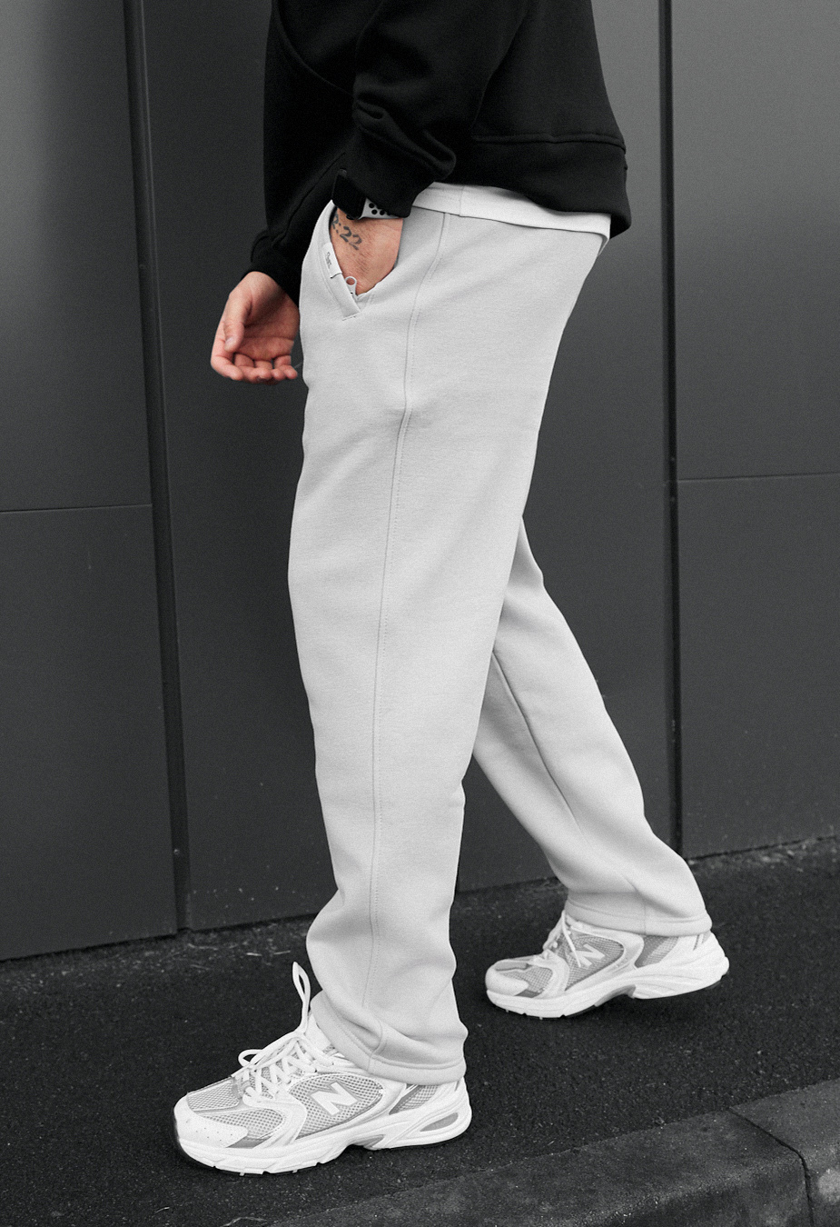 Pantaloni de trening Staff lak light gray fleece