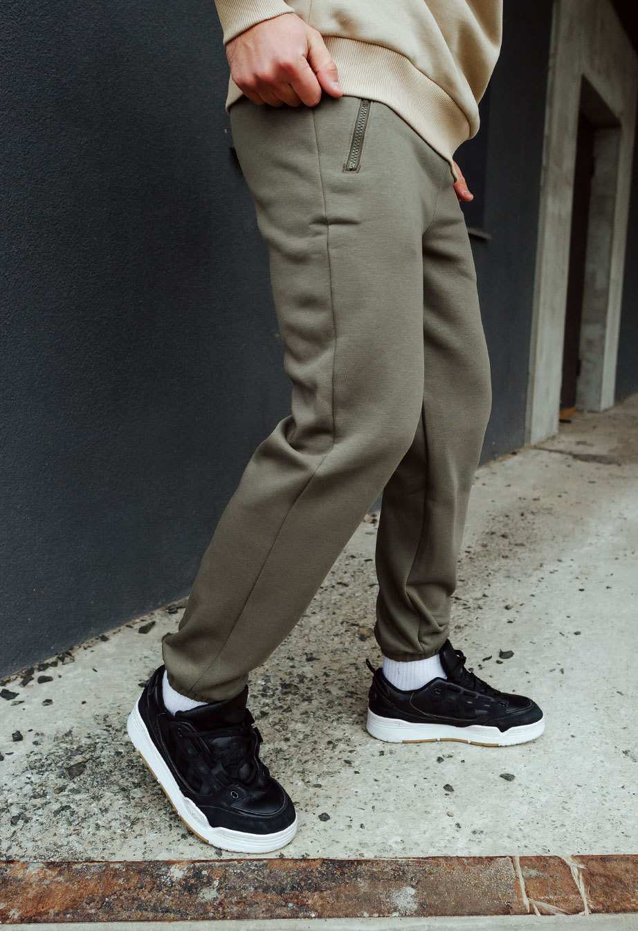 Pantaloni de trening Staff khaki fleece