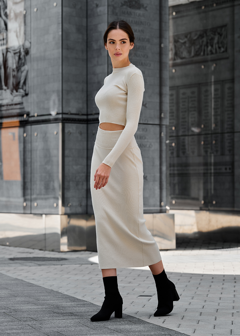 Costum tricotat de damă Staff beige