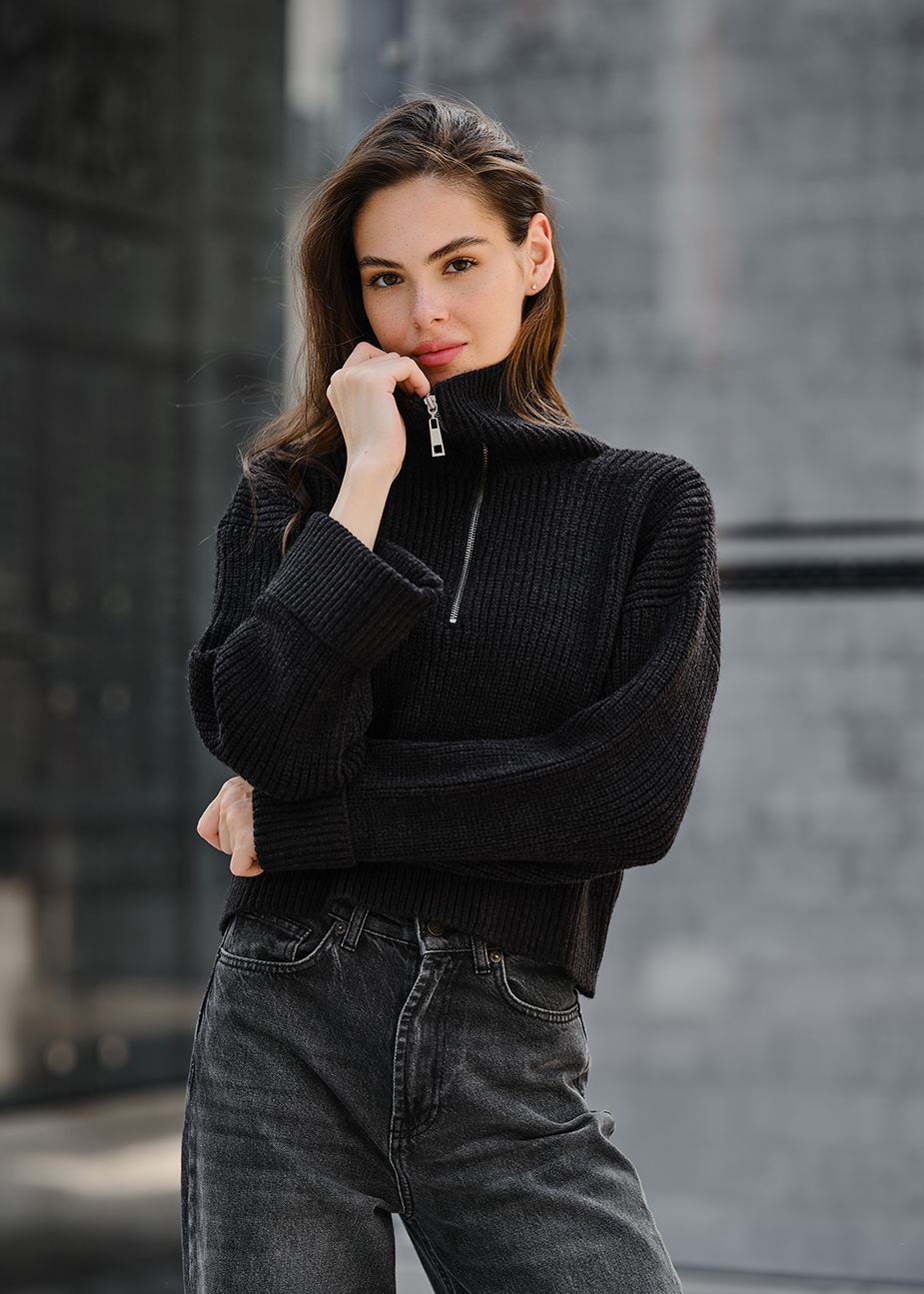 Pulover tricotat de damă Staff soli black zip