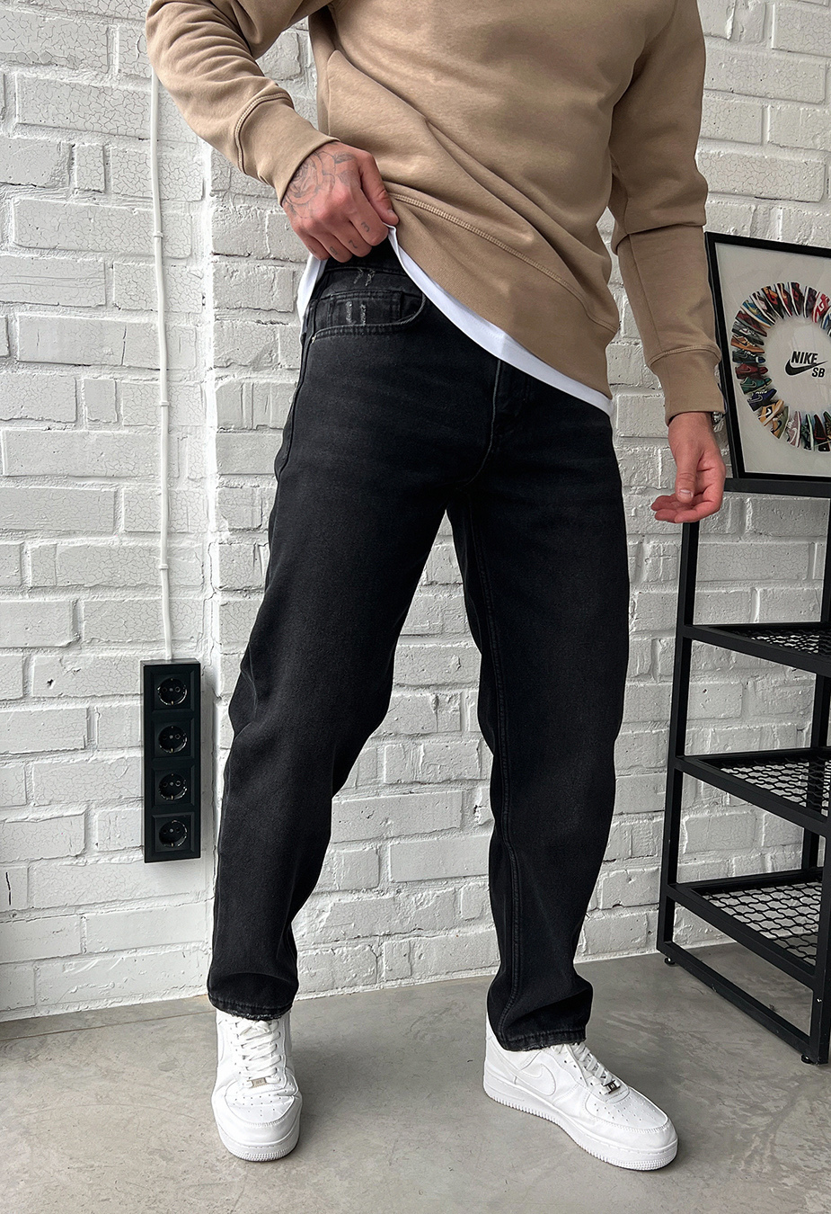 Blugi izolați Staff black regular