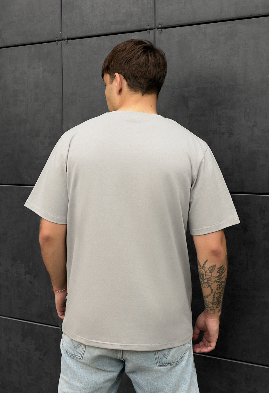 Tricou Staff gray logo