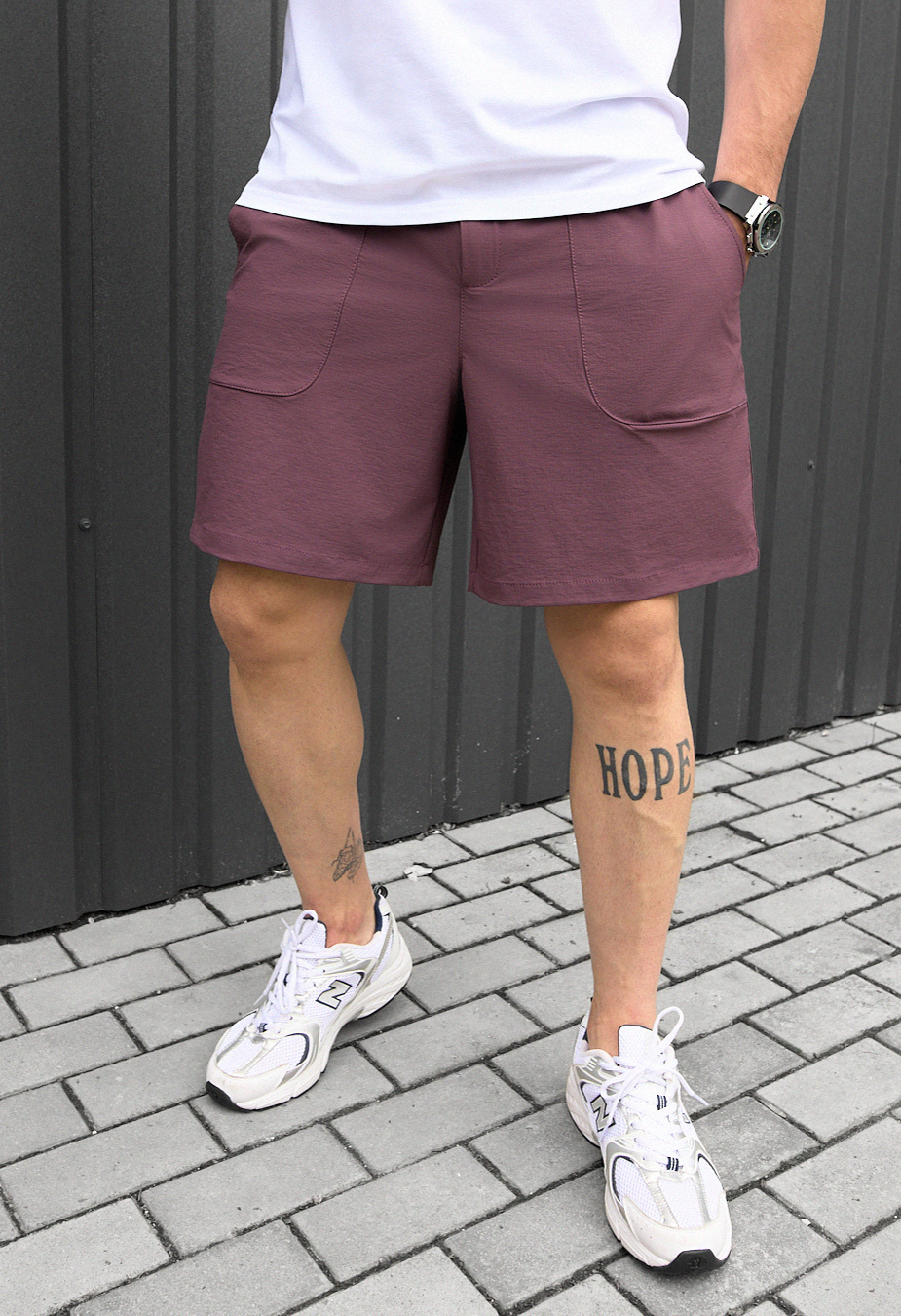 Pantaloni chinos scurți Staff mac purple bordo